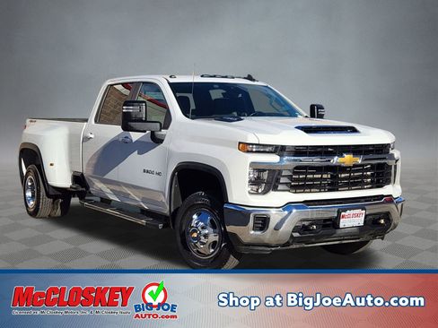 Used 2024 Chevrolet Silverado 3500 LT image 1