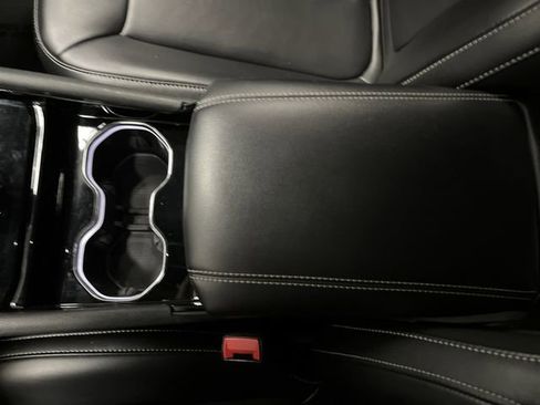 Used 2023 Jeep Grand Cherokee L Limited image 21