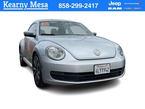 Used 2012 Volkswagen Beetle 2.5 FWD image 1
