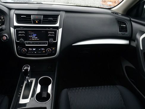 Used 2018 Nissan Altima 2.5 SV image 23