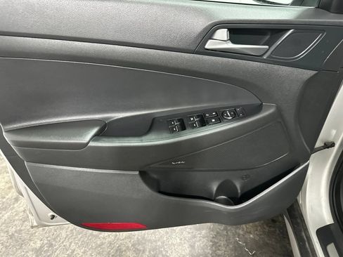 Used 2017 Hyundai Tucson Limited AWD/4WD image 10