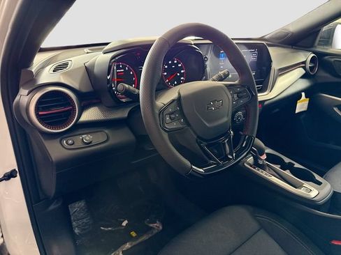 New 2026 Chevrolet Trax RS w/ Sunroof Package FWD image 9