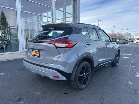 Used 2023 Nissan Kicks SR w/ SR Premium Package image 14
