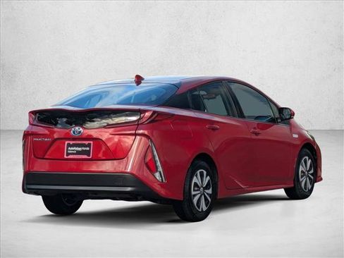 Used 2019 Toyota Prius Prime Premium image 5