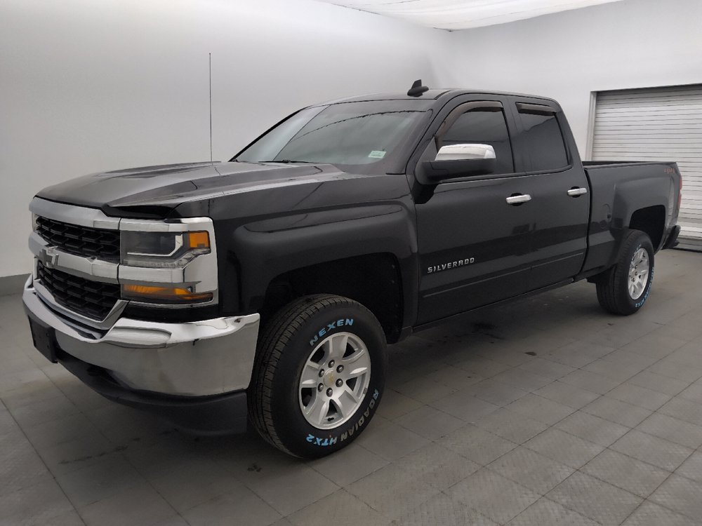 Used 2019 Chevrolet Silverado 1500 LT AWD/4WD image 2