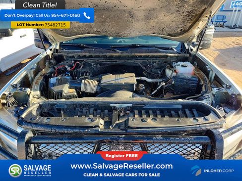 Used 2022 Chevrolet Silverado 2500 Custom w/ Custom Value Package image 15