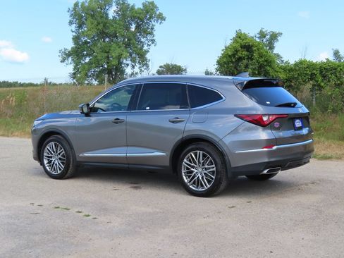 Used 2024 Acura MDX SH-AWD w/ Advance Package image 30