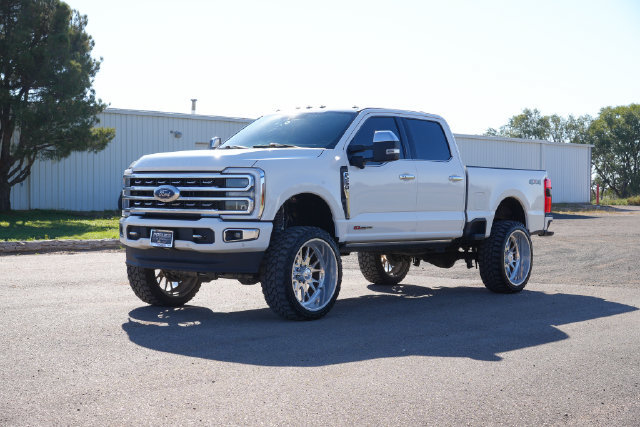 Used 2024 Ford F250 Platinum AWD/4WD image 7