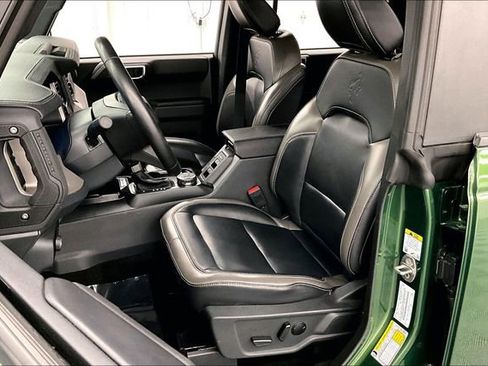 Used 2025 Ford Bronco Outer Banks AWD/4WD image 22