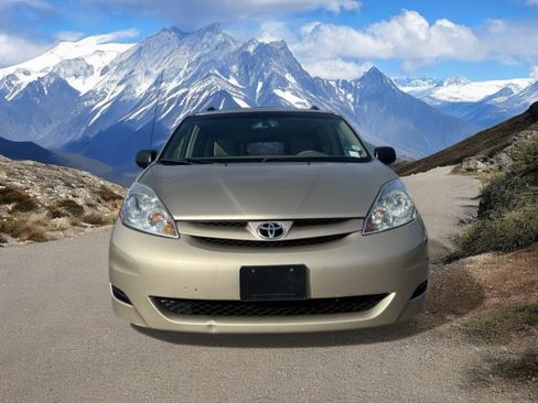 Used 2007 Toyota Sienna LE image 8