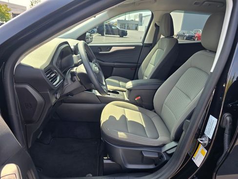 Used 2022 Ford Escape S image 21