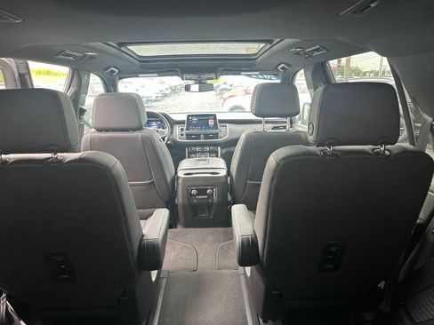 Used 2022 Chevrolet Tahoe LT w/ LT Signature Package AWD/4WD image 31