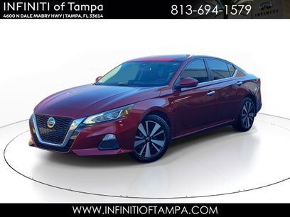 Used 2021 Nissan Altima 2.5 SV w/ SV Premium Package