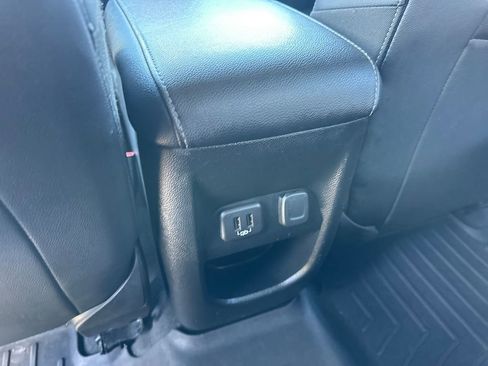 Used 2022 GMC Canyon Elevation w/ Elevation Premium Package AWD/4WD image 15