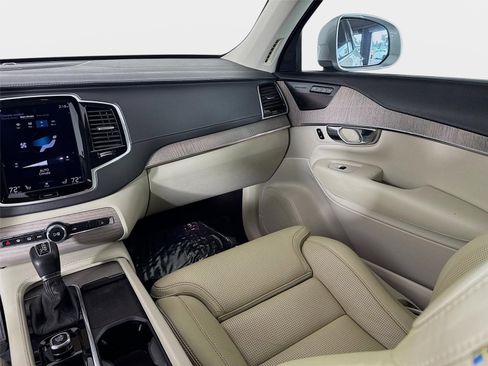 Used 2022 Volvo XC90 T6 Inscription AWD/4WD image 27