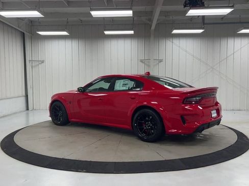 Used 2022 Dodge Charger SRT Hellcat RWD image 6