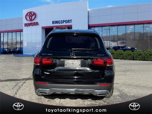 Used 2022 Mercedes-Benz GLC 300 4MATIC image 4