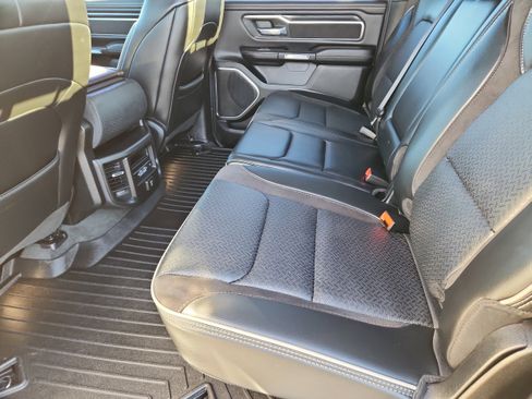 Used 2024 RAM 1500 Laramie image 11
