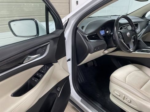 Used 2023 Buick Enclave Essence w/ Trailering Package, 5000 lbs. AWD/4WD image 10