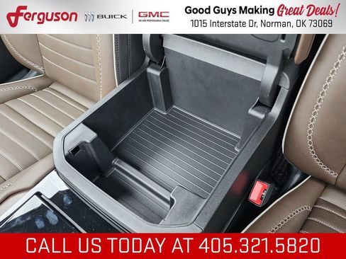New 2026 GMC Yukon Denali Ultimate AWD/4WD image 38
