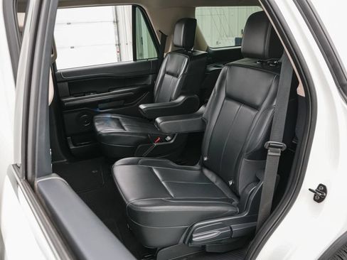 Certified 2023 Ford Expedition XLT AWD/4WD image 19