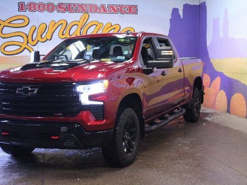 Used 2023 Chevrolet Silverado 1500 LT Trail Boss image 2