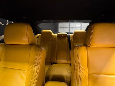 Used 2022 Dodge Charger R/T w/ Blacktop Package RWD image 8