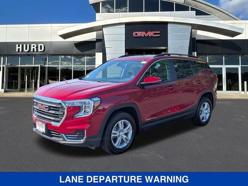 Used 2024 GMC Terrain SLE w/ Driver Convenience Package AWD/4WD image 8