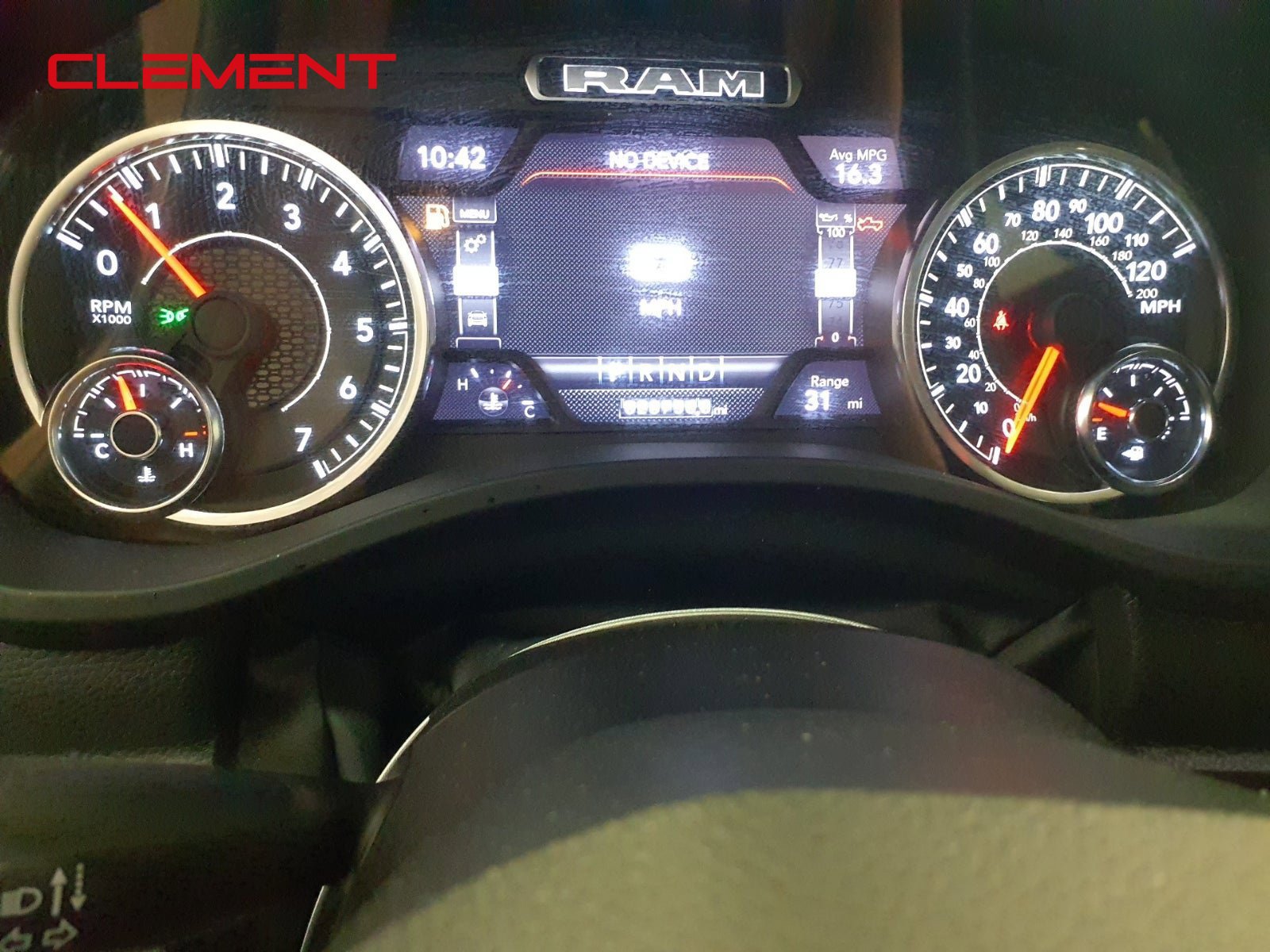 Used 2023 RAM 1500 Laramie AWD/4WD image 2