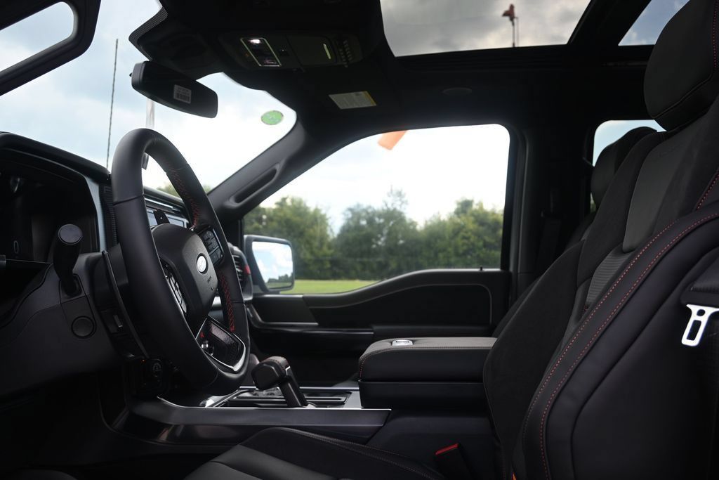 New 2026 Ford F150 Raptor w/ Equipment Group 803A Raptor R AWD/4WD image 33