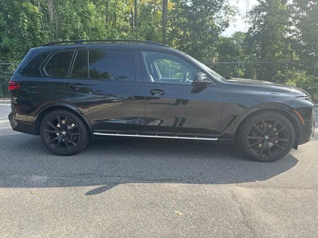 Used 2023 BMW X7 xDrive40i w/ Executive Package AWD/4WD image 12