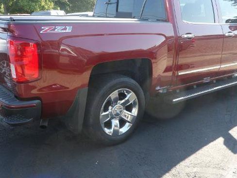 Used 2016 Chevrolet Silverado 1500 LTZ Z71 w/ LTZ Plus Package AWD/4WD image 4