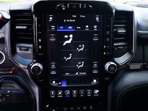 Used 2020 RAM 2500 Limited image 29