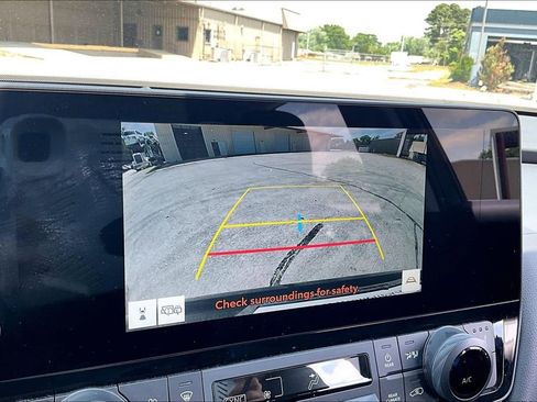 Used 2024 Toyota Grand Highlander XLE FWD image 14