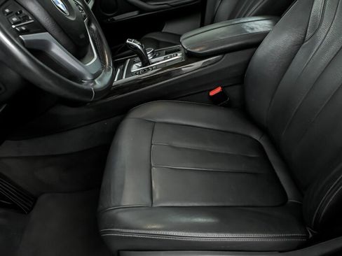 Used 2018 BMW X5 sDrive35i RWD image 17