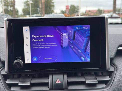 Used 2025 Toyota RAV4 XLE image 19