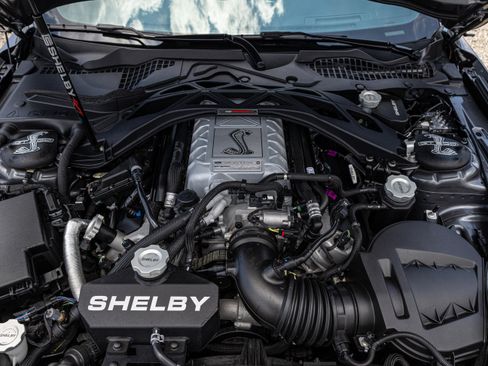 Certified 2021 Ford Mustang Shelby GT500 w/ Technology Package RWD image 44