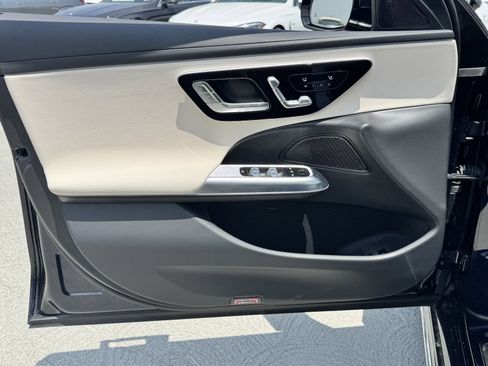 New 2025 Mercedes-Benz E 450 4MATIC Sedan image 18