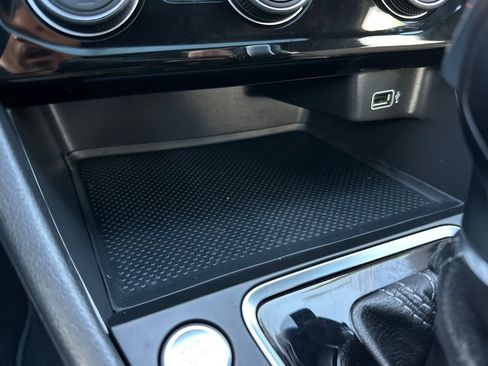 Used 2019 Volkswagen Jetta R-Line w/ R-Line Cold Weather Package image 28