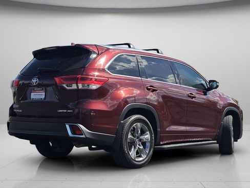 Used 2019 Toyota Highlander Limited Platinum AWD/4WD image 26