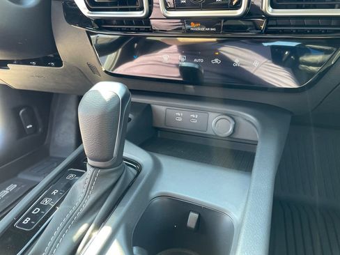New 2026 Nissan Sentra SV w/ Floor Mat Package FWD image 15