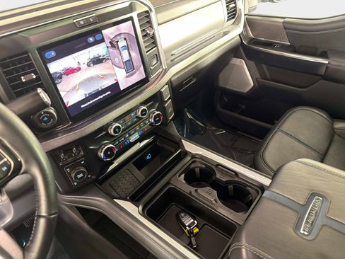 Used 2025 Ford F250 Platinum AWD/4WD image 40