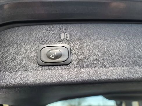 Used 2019 Ford Escape SEL AWD/4WD image 28