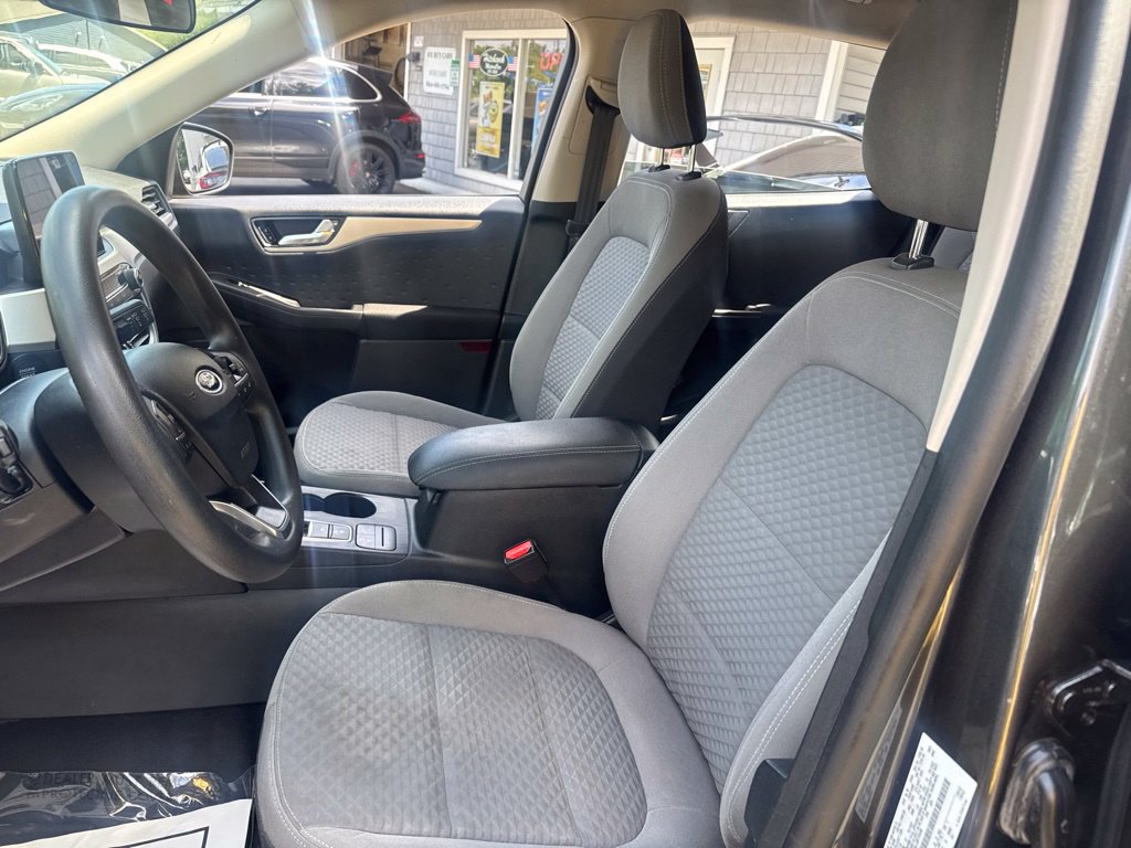 Used 2020 Ford Escape SE AWD/4WD image 25
