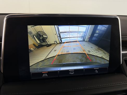 Certified 2022 GMC Yukon XL SLE w/ Max Trailering Package image 21