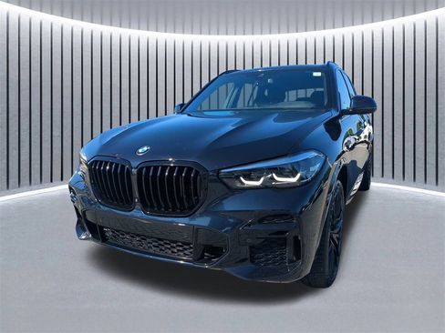 Used 2023 BMW X5 M50i w/ Parking Assistance Package image 9