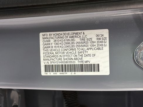 Certified 2025 Honda Pilot Black Edition image 26