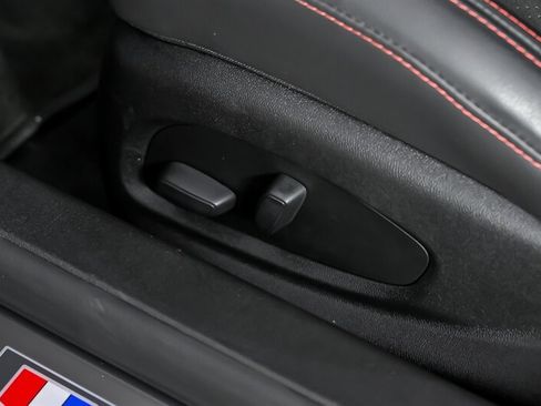 Used 2018 Chevrolet Camaro ZL1 RWD image 26