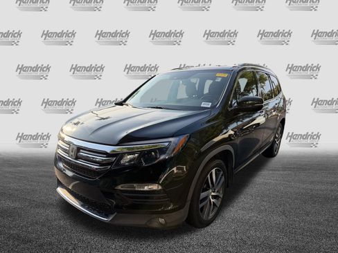 Used 2016 Honda Pilot Touring image 3