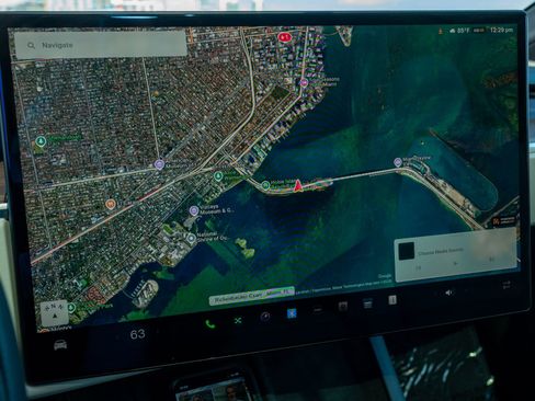 Used 2022 Tesla Model X Long Range image 27